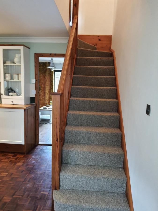 Country Style, 2 Bedroom House, Parking And Superb Location NWI Kültér fotó